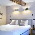Les Tanneurs Hotel 4*