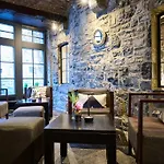 Les Tanneurs Hotel 4*