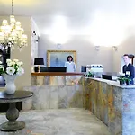 Hotel Les Tanneurs 4*