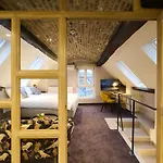 Les Tanneurs Hotel 4*