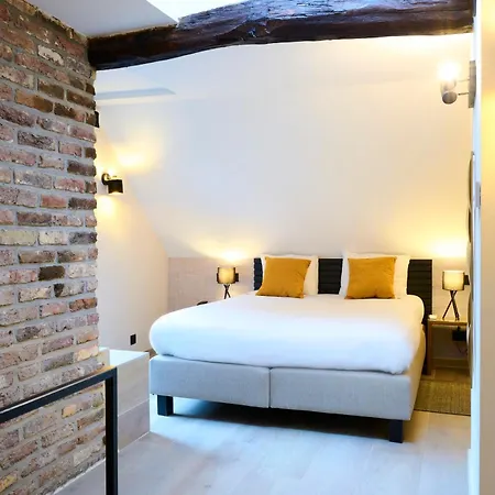 Hotel Les Tanneurs 4*