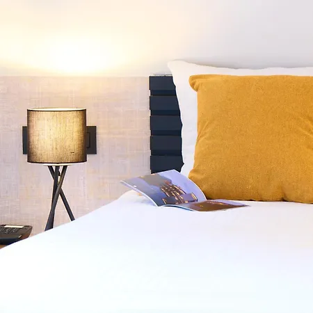 Hotel Les Tanneurs 4*