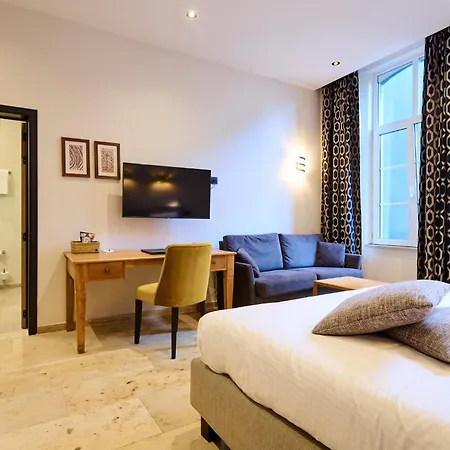 Отель Les Tanneurs