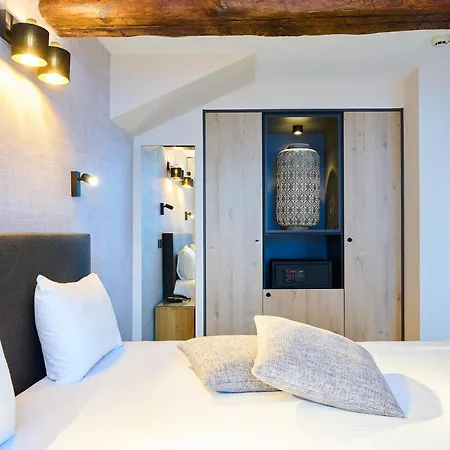 فندق Les Tanneurs 4*