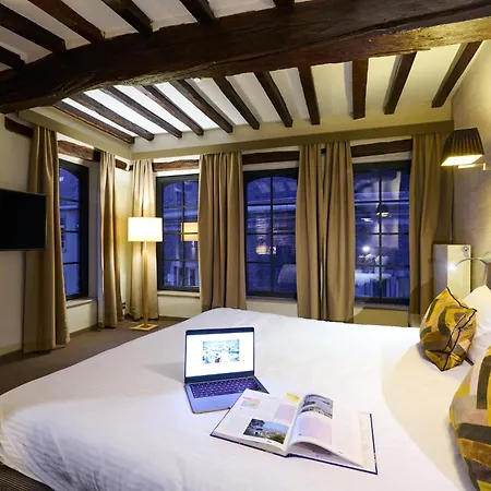 Hotel Les Tanneurs 4*