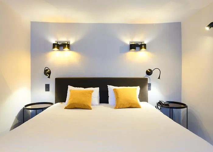 ホテル レ タヌール 4*