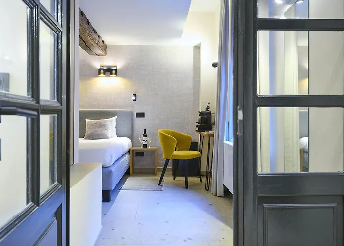 ホテル レ タヌール ナミュール