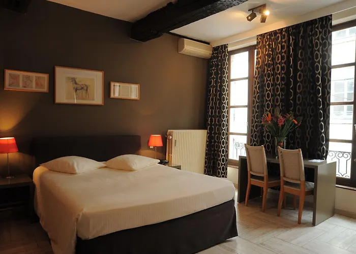 ホテル レ タヌール